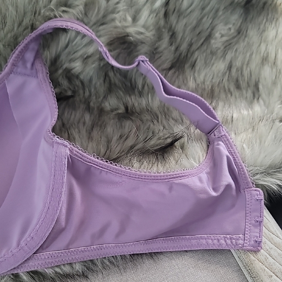 Wacoal Lilac Full-Coverage Bra - Picture 6 of 11